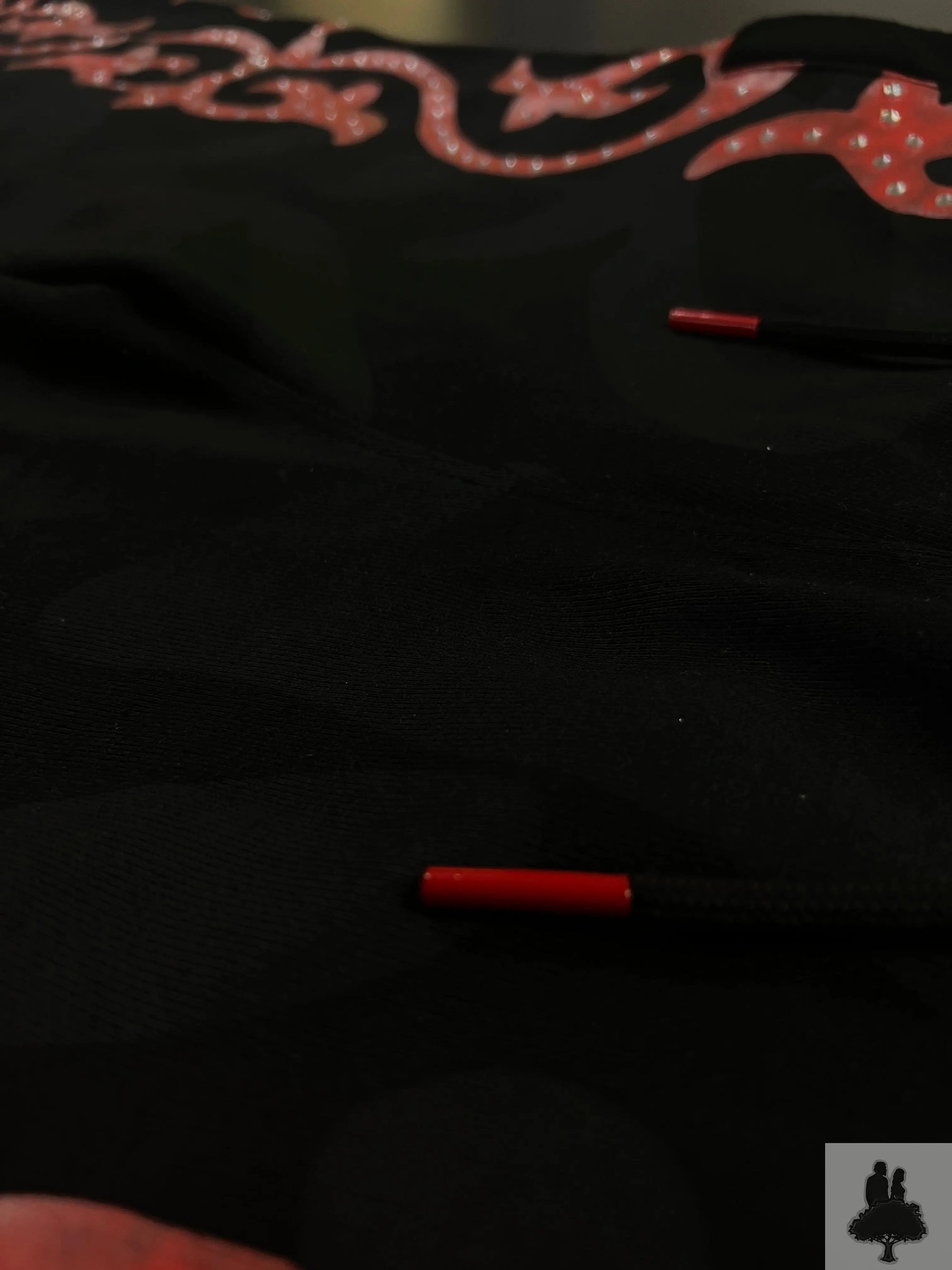 Scarlet Noise Sweats Echoes of Eden